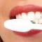Чем в домашних условиях можно отбелить зубы?